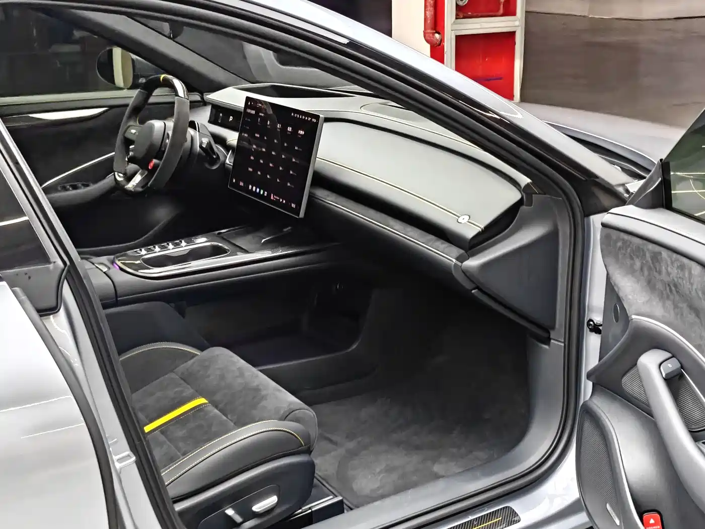 Xiaomi Auto Xiaomi SU7 Ultra 2025 Model Ultra фото 17