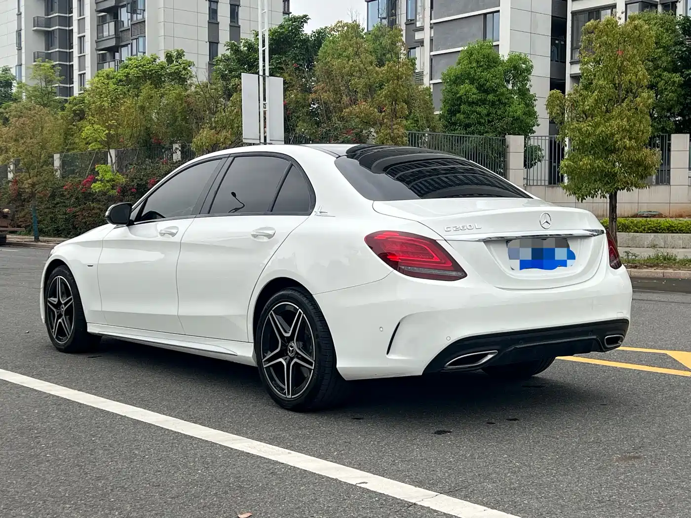 MERCEDES-BENZ C CLASS