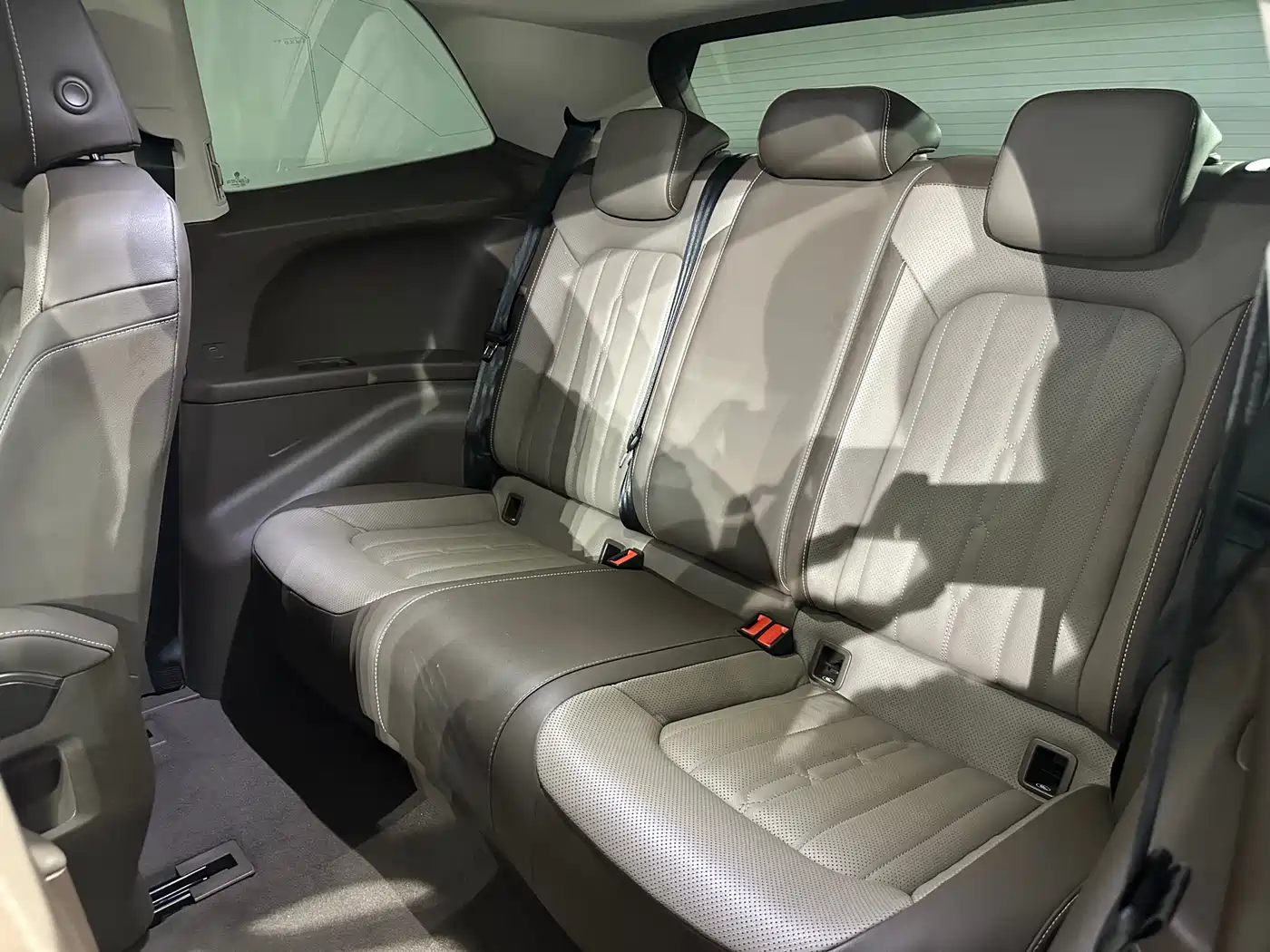 Volkswagen Viloran 2022 380TSI Premium Edition фото 11