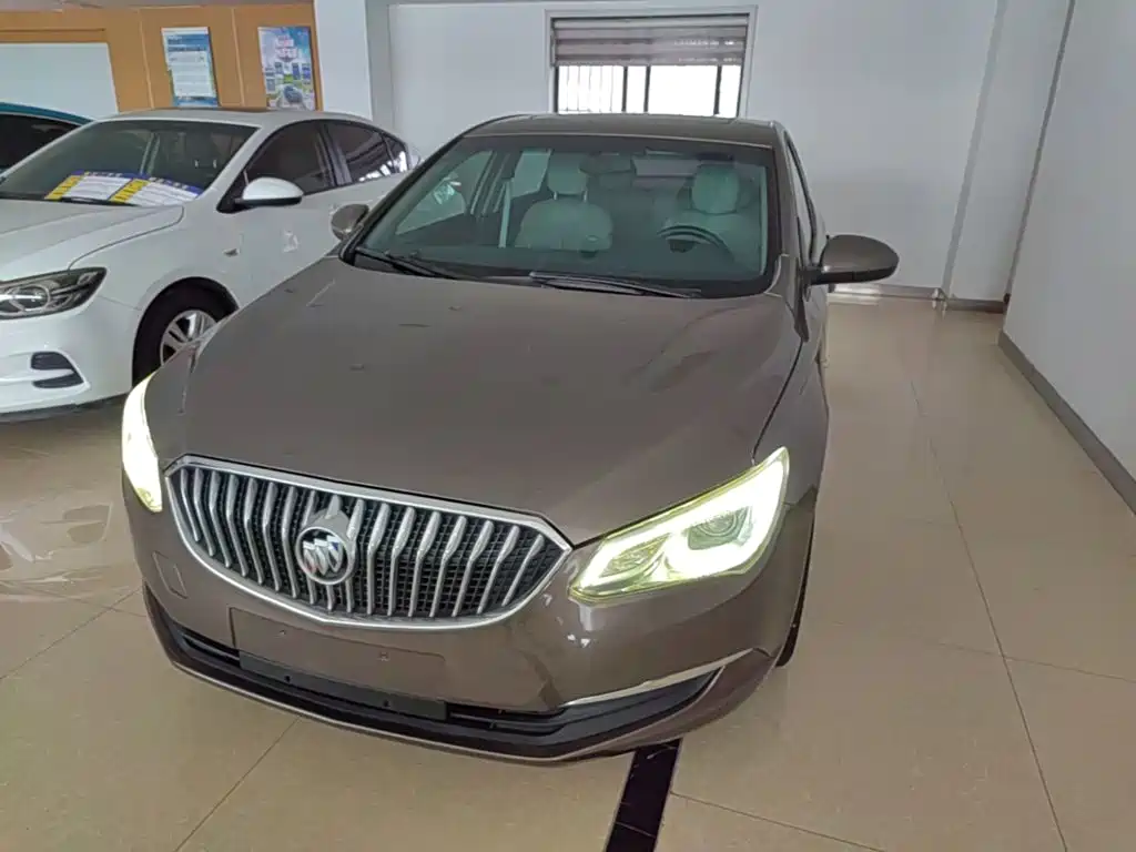 Фото 1 - Buick Excelle