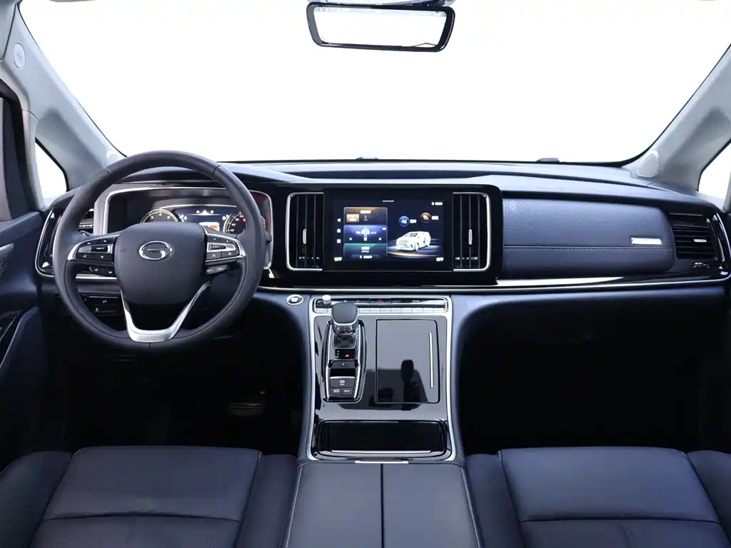 GAC TRUMPCHI TRUMPCHI M8