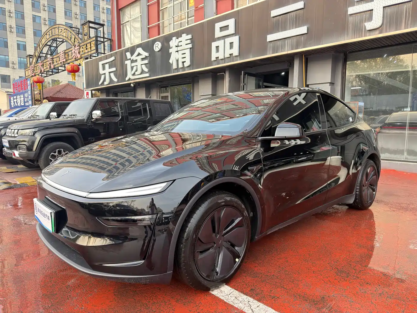TESLA MODEL Y
