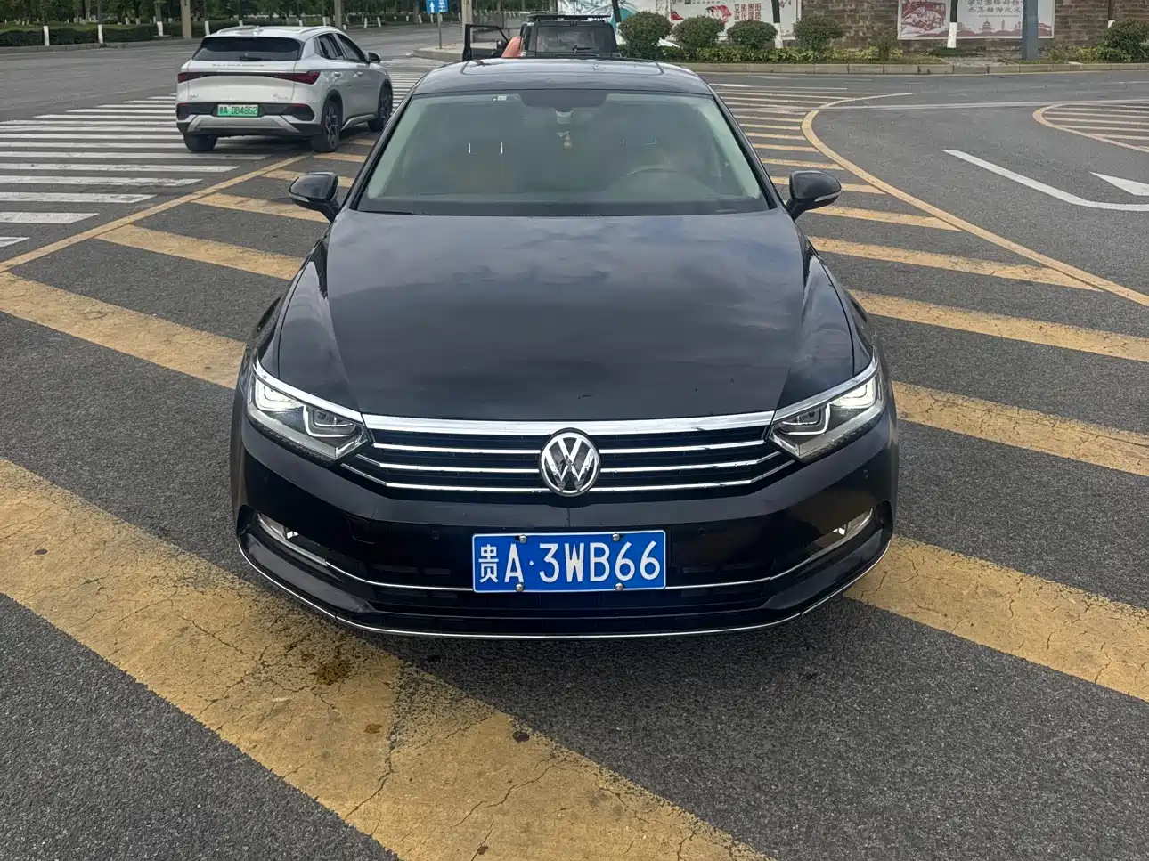 Volkswagen Magotan 2018 Facelift 330TSI DSG Luxury фото 2
