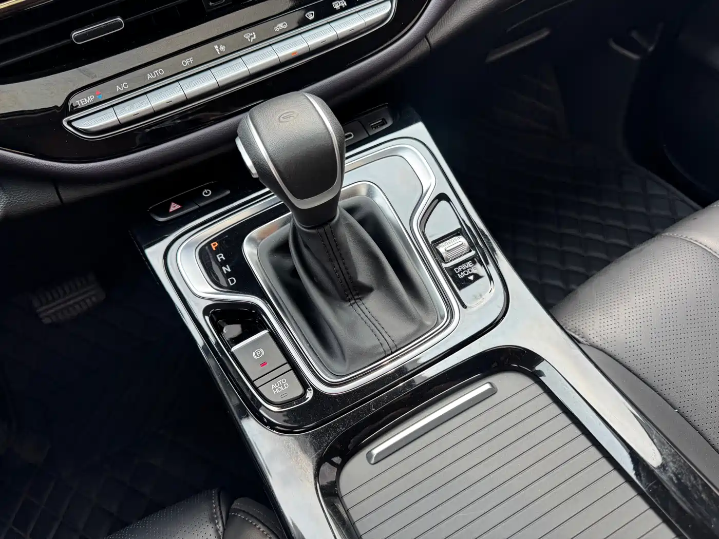 GAC Trumpchi Trumpchi M6 2025 Basic Model фото 13