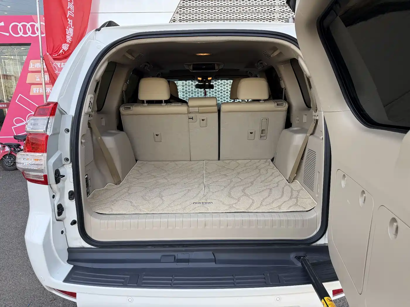 Toyota Prado 2014 4.0L Automatic TX-L NAVI фото 6