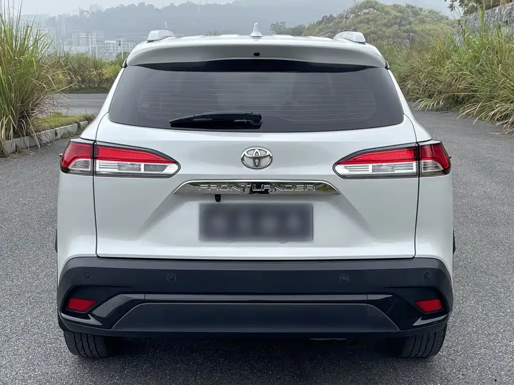 Photo 13 - Toyota Frontlander