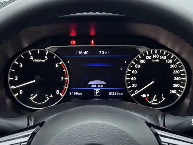 NISSAN TEANA