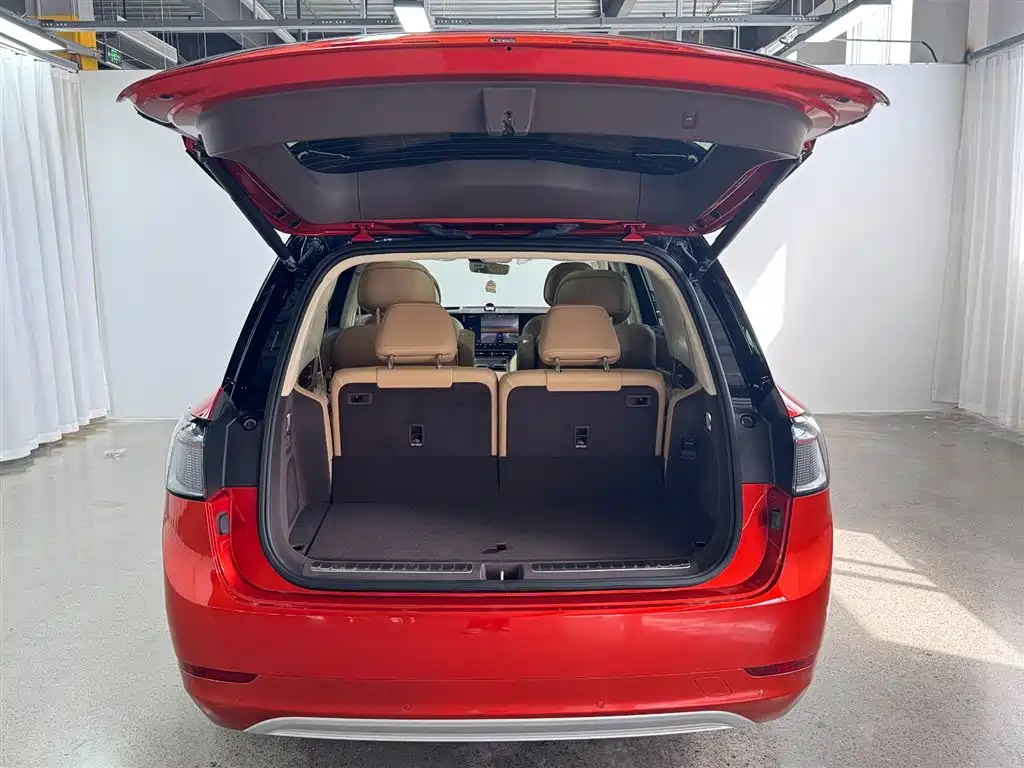 AITO Wenjie AITO M9 2024 Range Extender Ultra 52kWh 6-seater фото 7