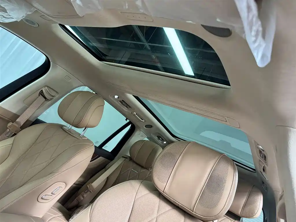 AITO Wenjie AITO M9 2024 Range Extender Ultra 52kWh 6-seater фото 13