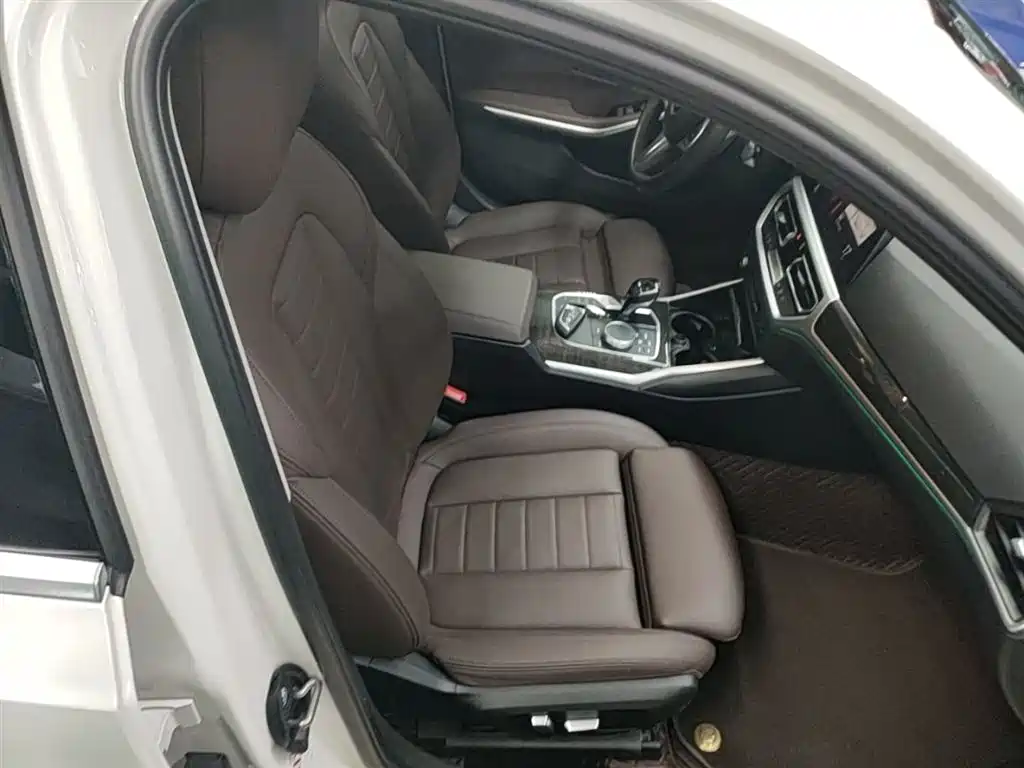 BMW 3 Series 2020 325Li xDrive M Sport Package фото 25