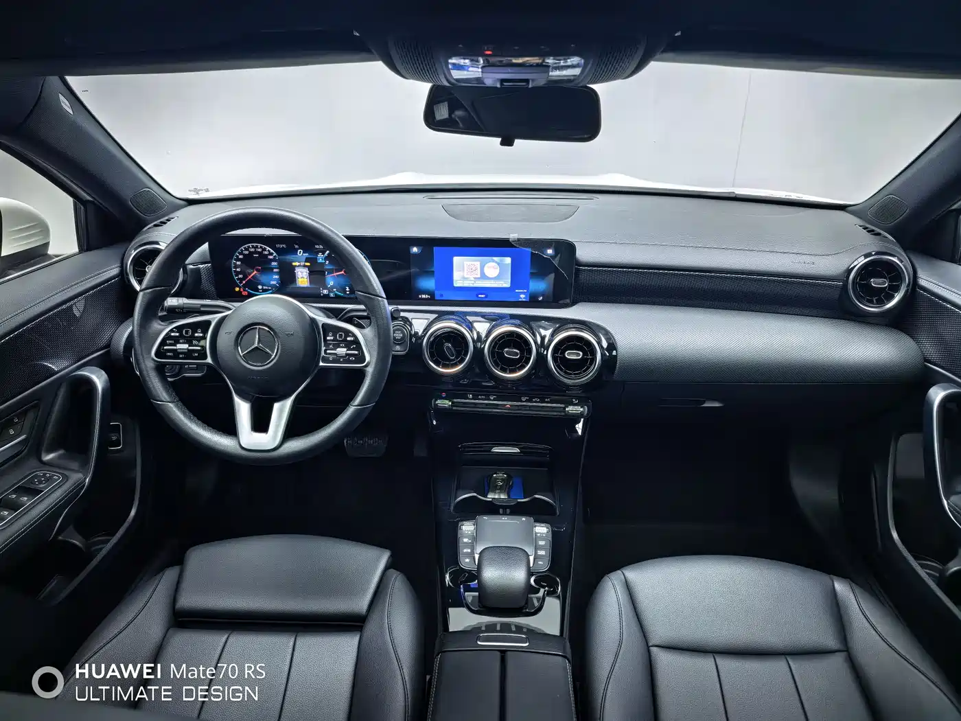 Mercedes-Benz A-Class 2023 A 200 L Dynamic фото 8