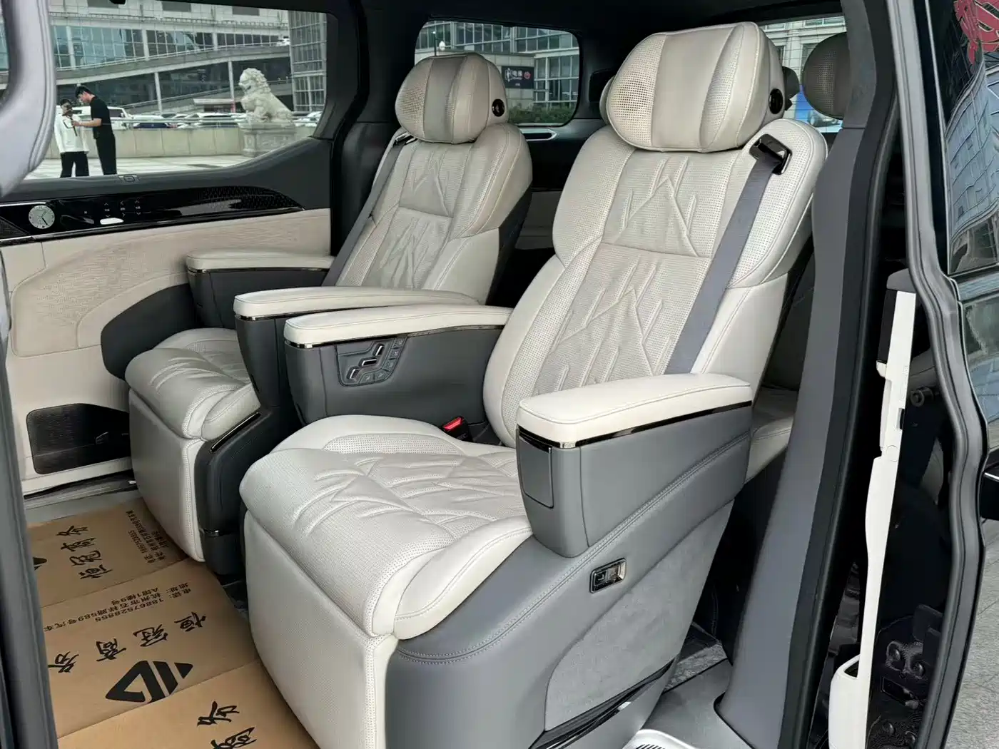 ZEEKR EXTREME KRYPTON 009