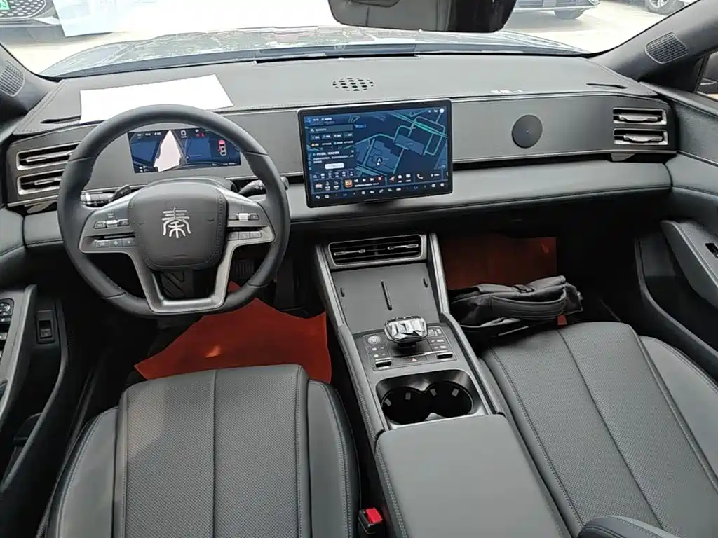BYD Qin L 2025 DM-i Smart Drive Edition 80KM Leading фото 10