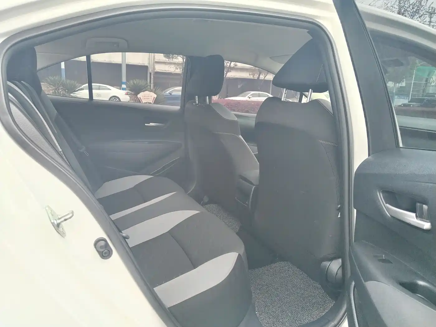 Toyota Corolla 2023 1.2T Pioneer Edition фото 23