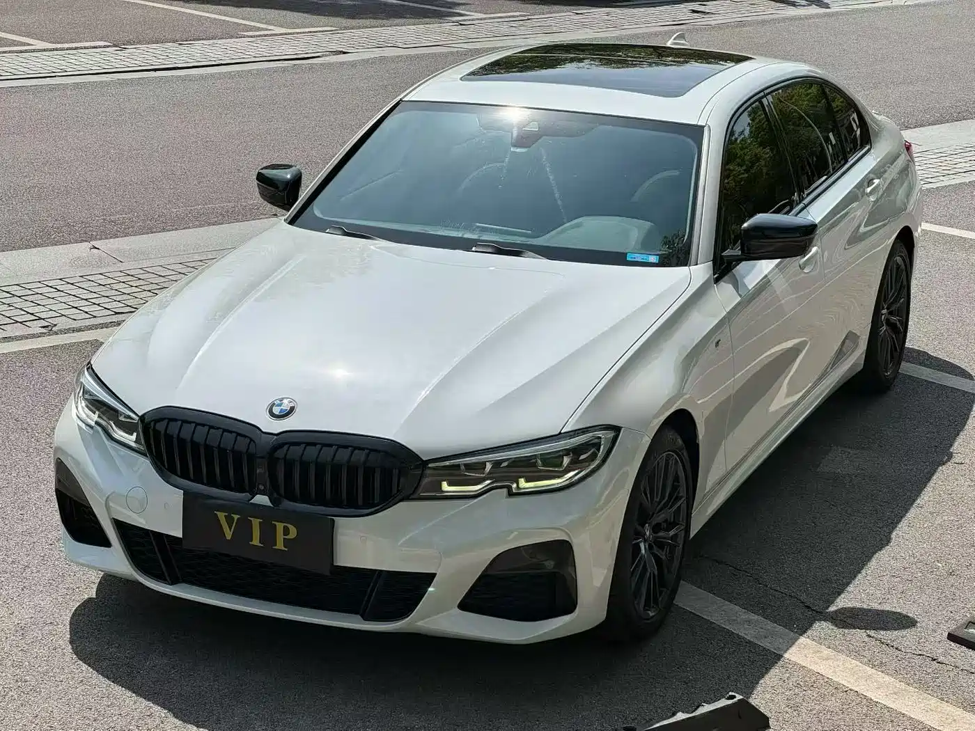 BMW 3 Series 2020 325Li M Sport Black Night Package