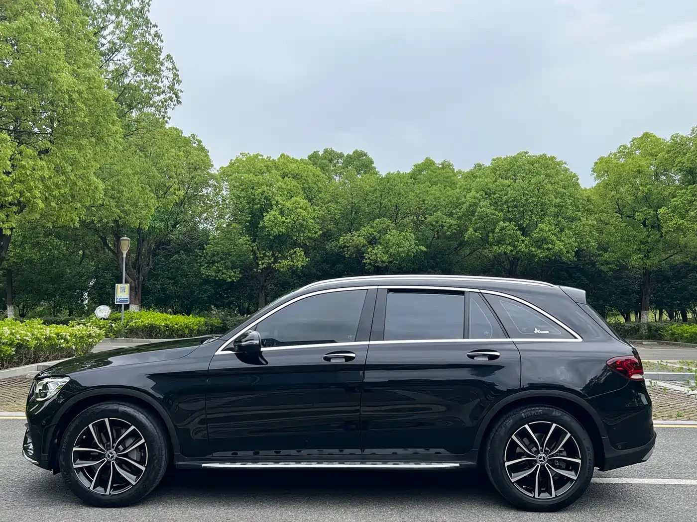 Mercedes-Benz GLC 2021 GLC 260 L 4MATIC Luxury фото 4