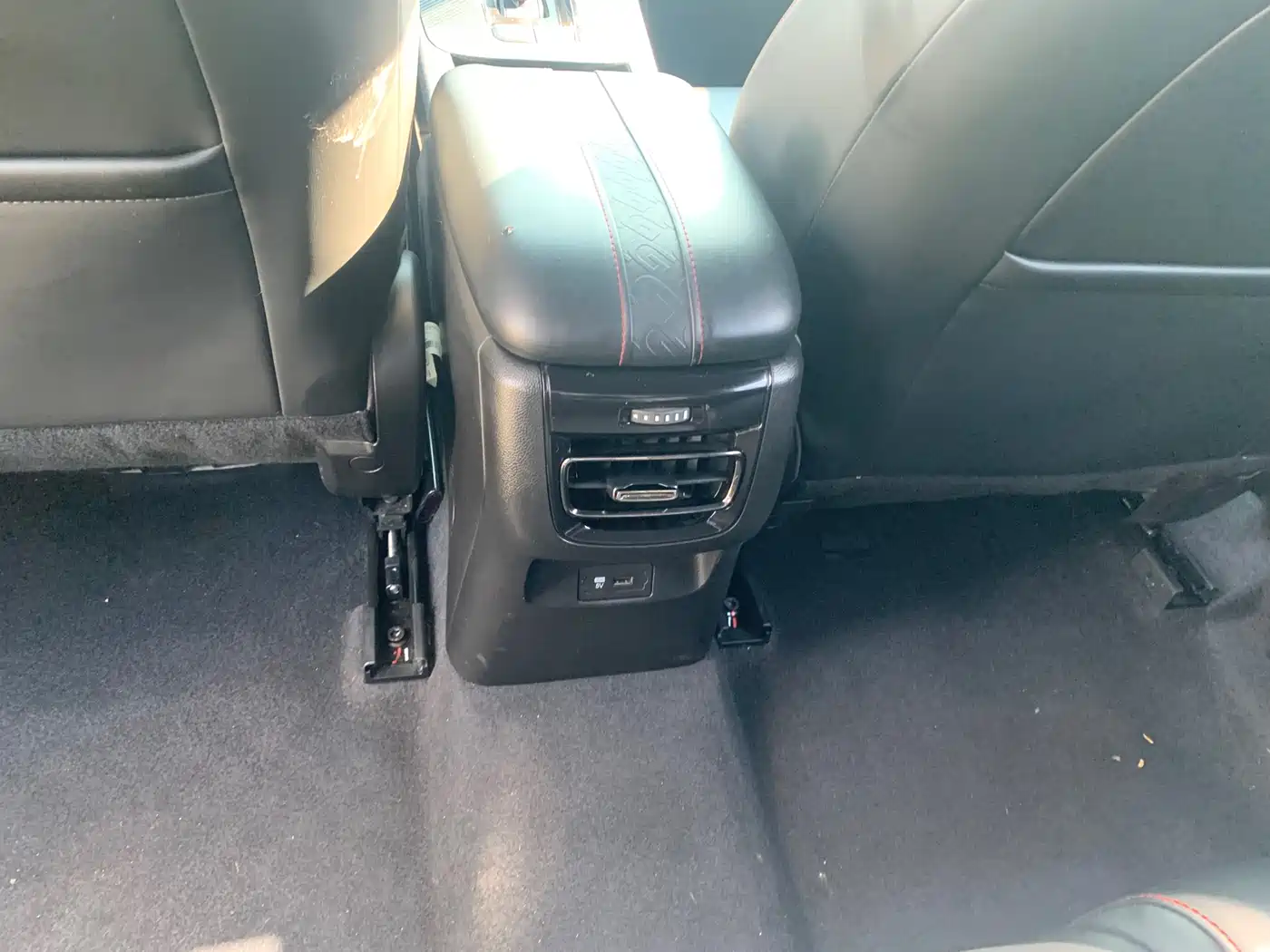 GAC Trumpchi Trumpchi Emkoo 2021 270T DCT J16 Edition фото 14