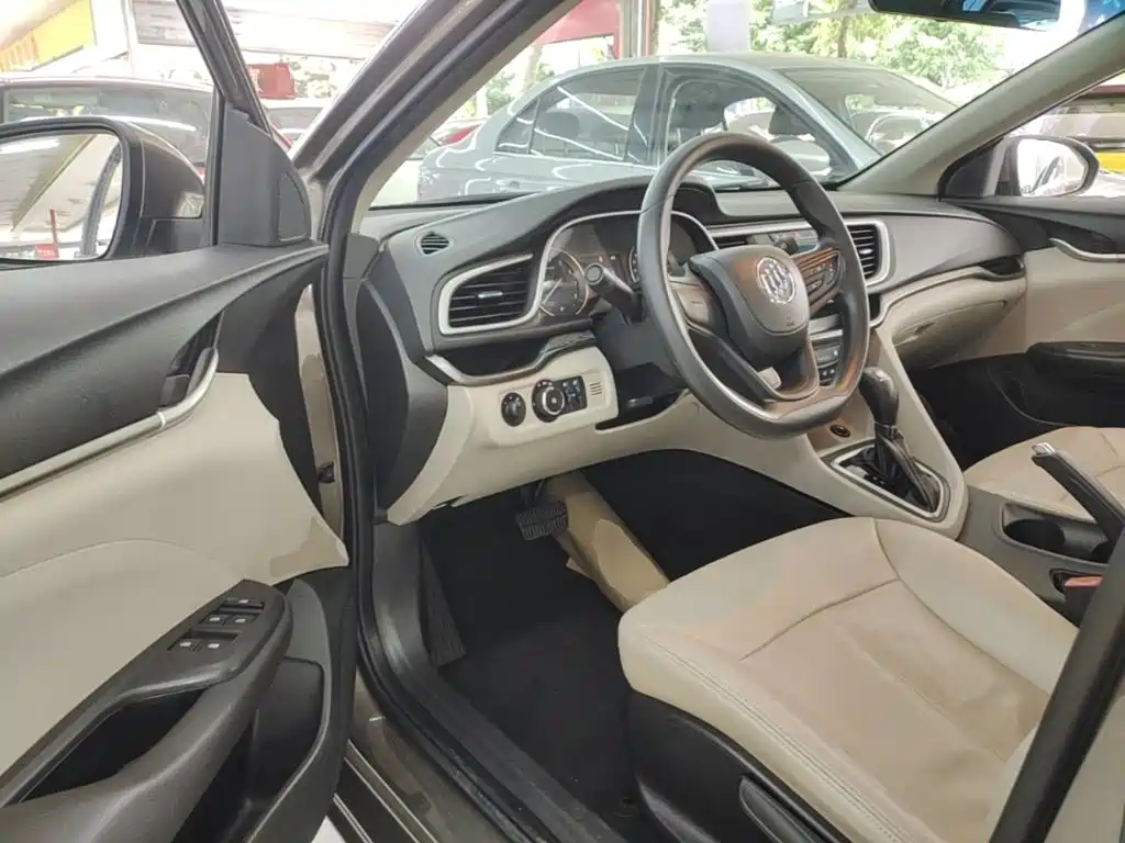Фото 16 - Buick Excelle