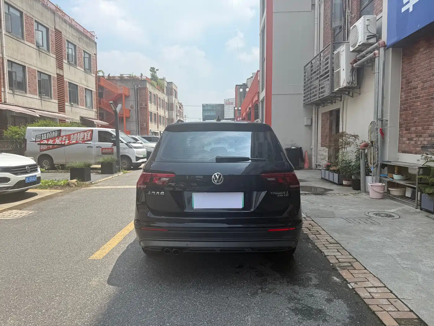 Volkswagen Tiguan L 2018 Facelift 330TSI Automatic 2WD Trend Edition фото 6