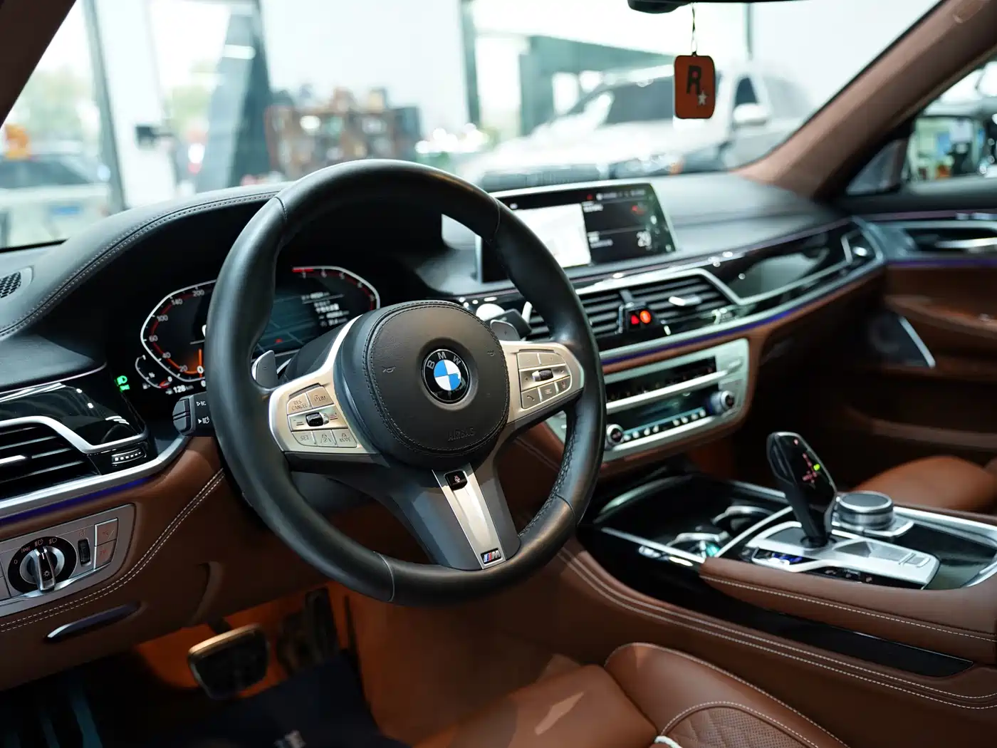 BMW 7 SERIES