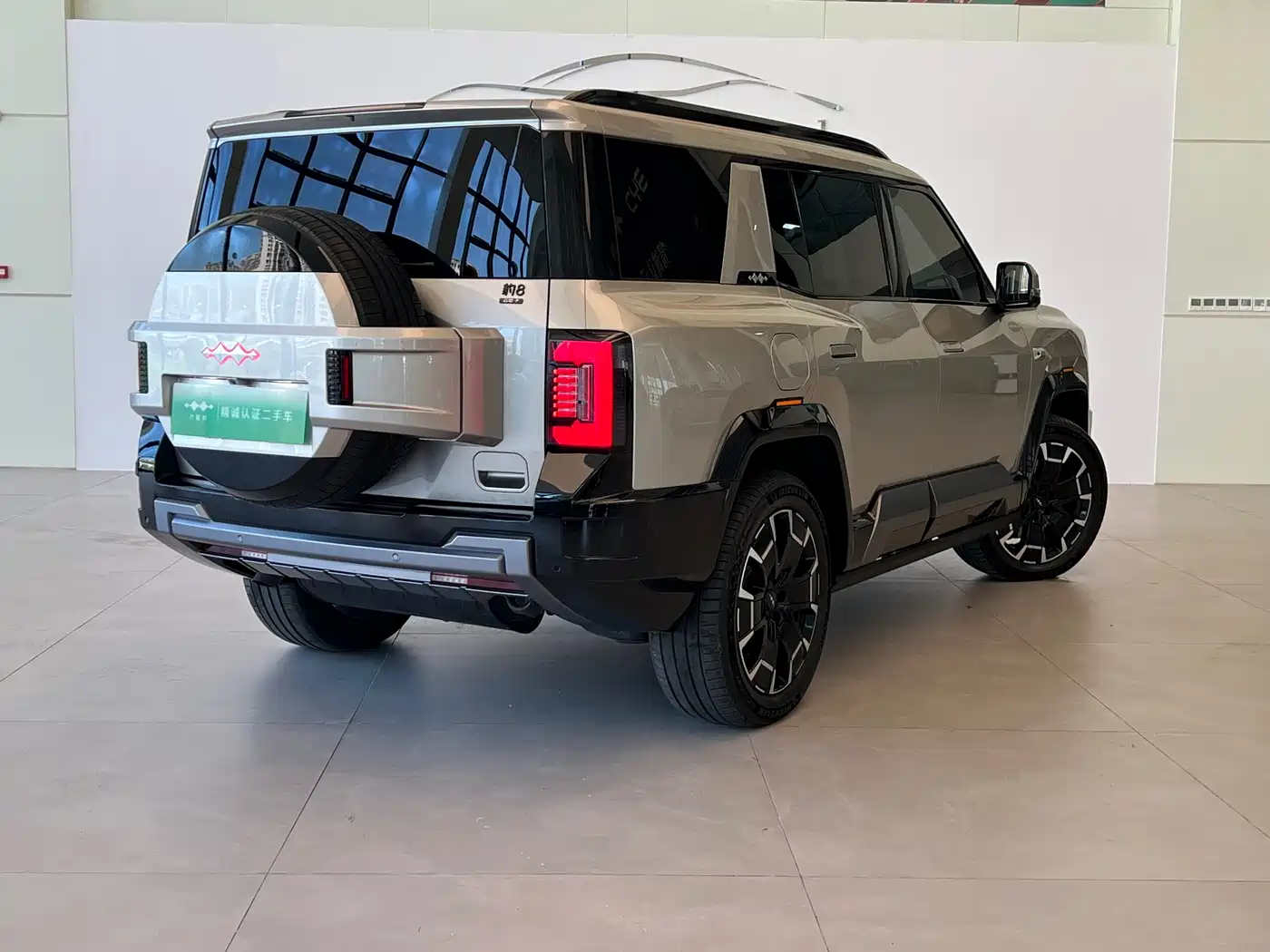 Fang Cheng Bao Leopard 8 2025 2025 Zhiyong Flagship 6-Seater