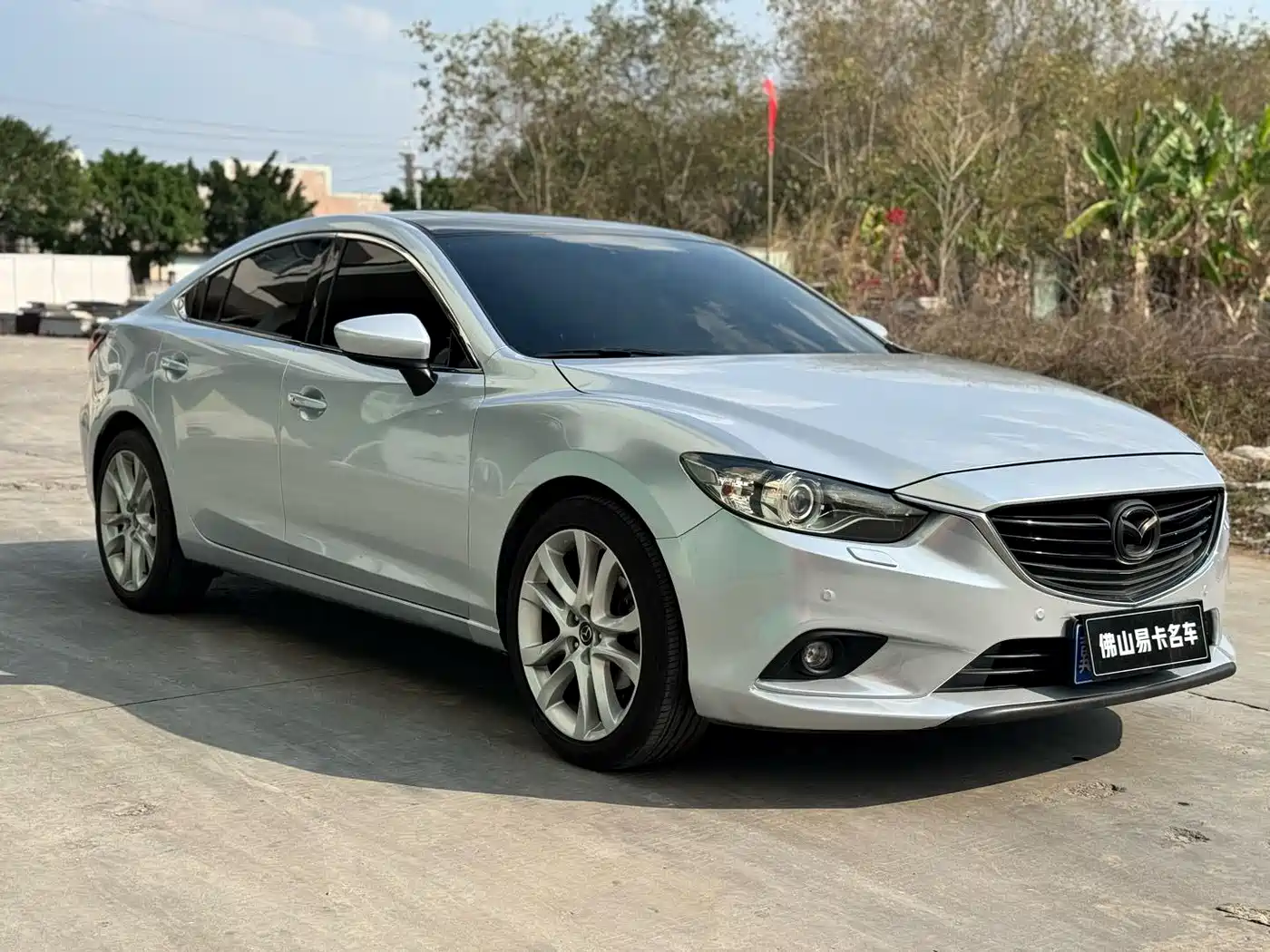 Mazda Atenza 2015 2.5L Skyactiv Prestige Edition фото 3
