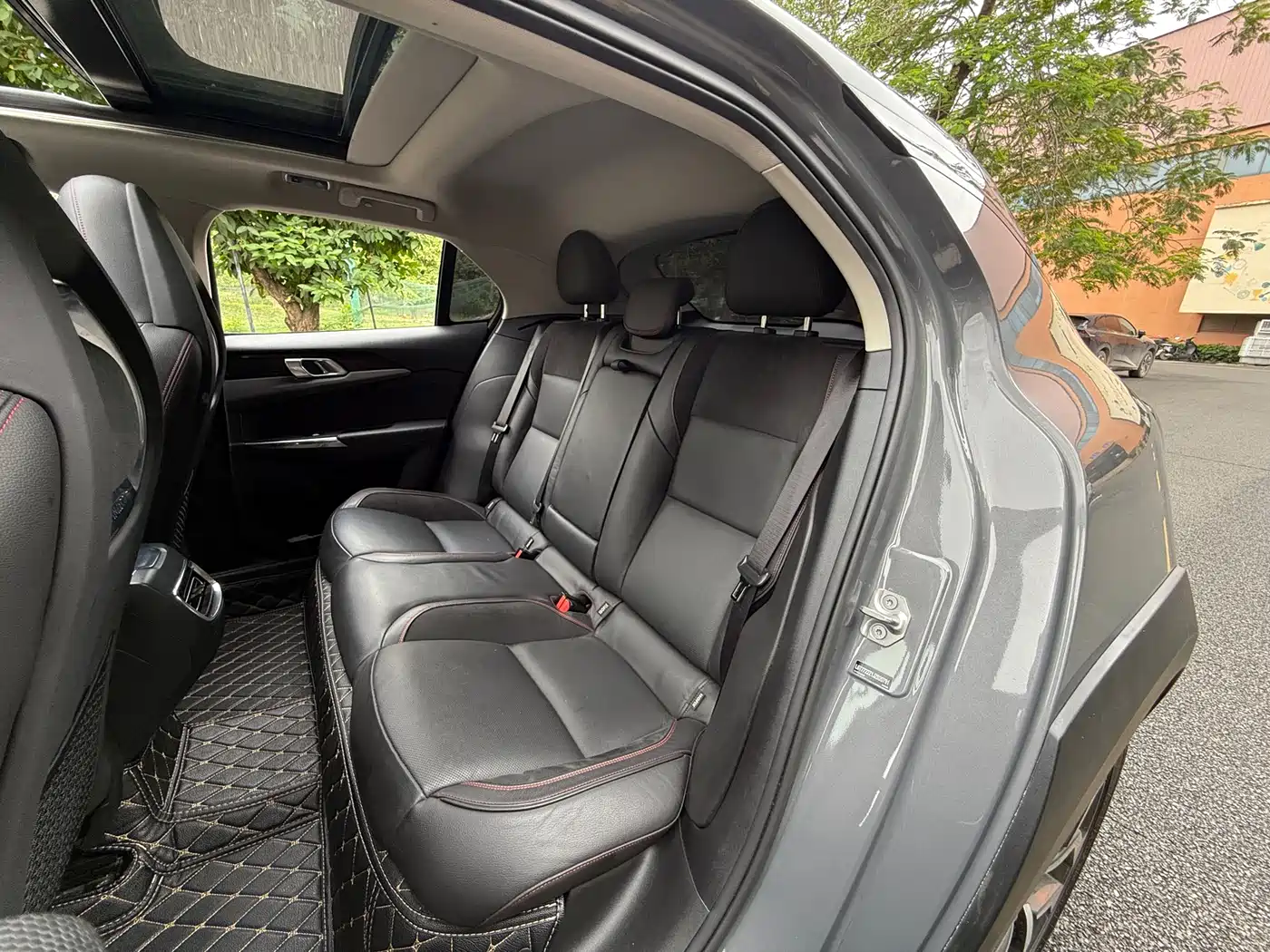 Lynk & Co 02 2018 Model 1.5T DCT 2WD Yao Pro Edition China V фото 8