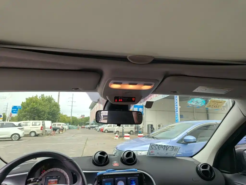 smart forfour 2018 2018 1.0L 52kW Passion Edition