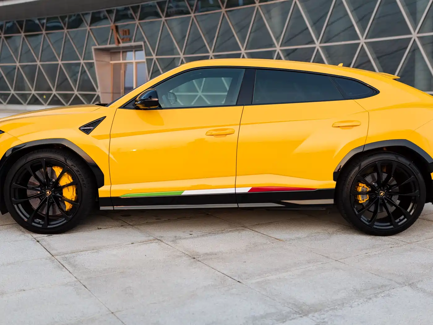 Lamborghini Urus 2021 4.0T V8 фото 3