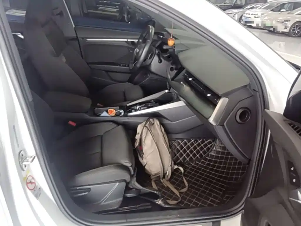 Фото 25 - Audi A3