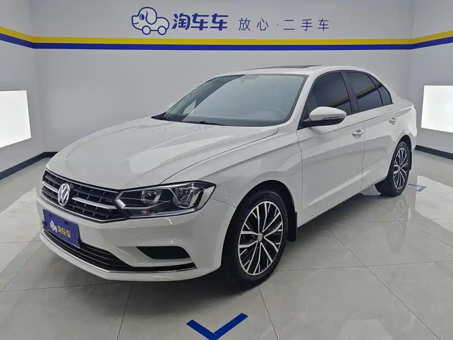 Фото 1 - Volkswagen Bora