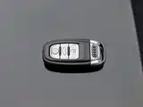 Photo 19 - Audi A8