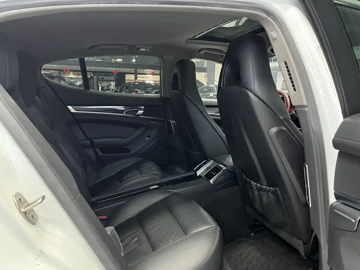 Porsche Panamera 2010 Panamera 3.6L фото 7