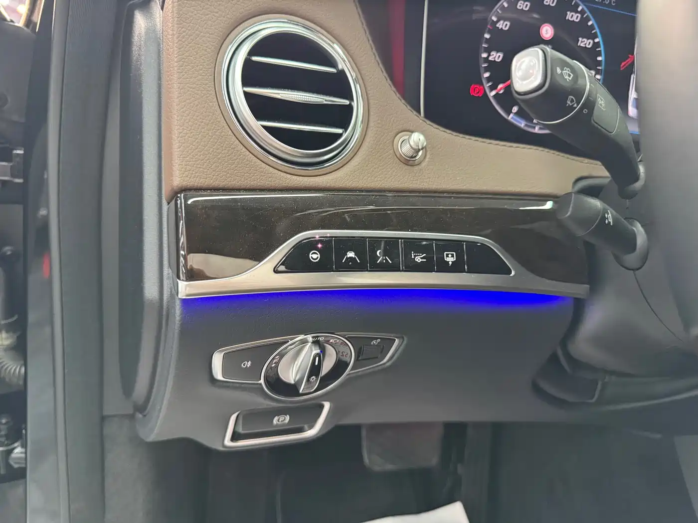 Mercedes-Benz Maybach S-Class 2018 S 560 4MATIC фото 14