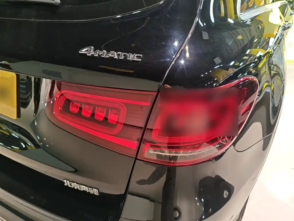 Фото 8 - Mercedes-Benz GLC
