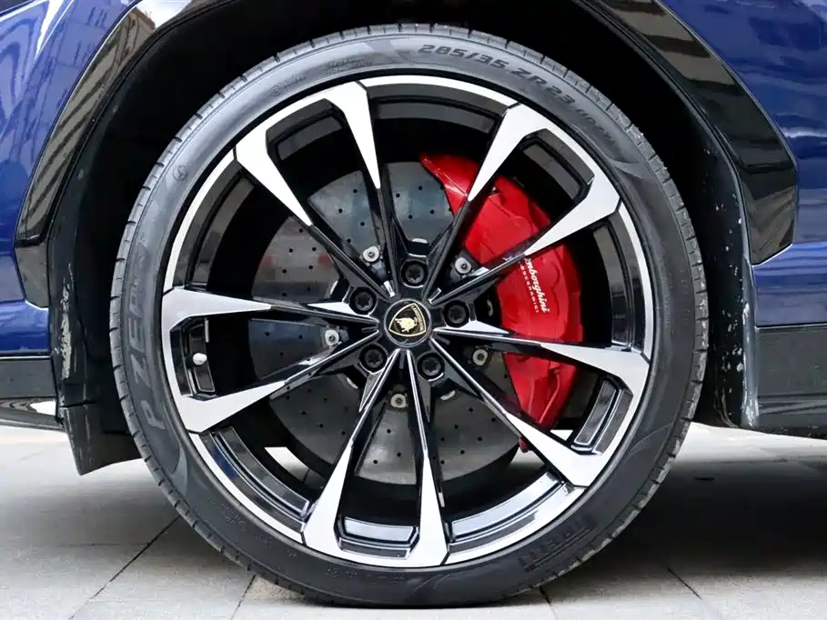 Lamborghini Urus 2021 4.0T V8 фото 8