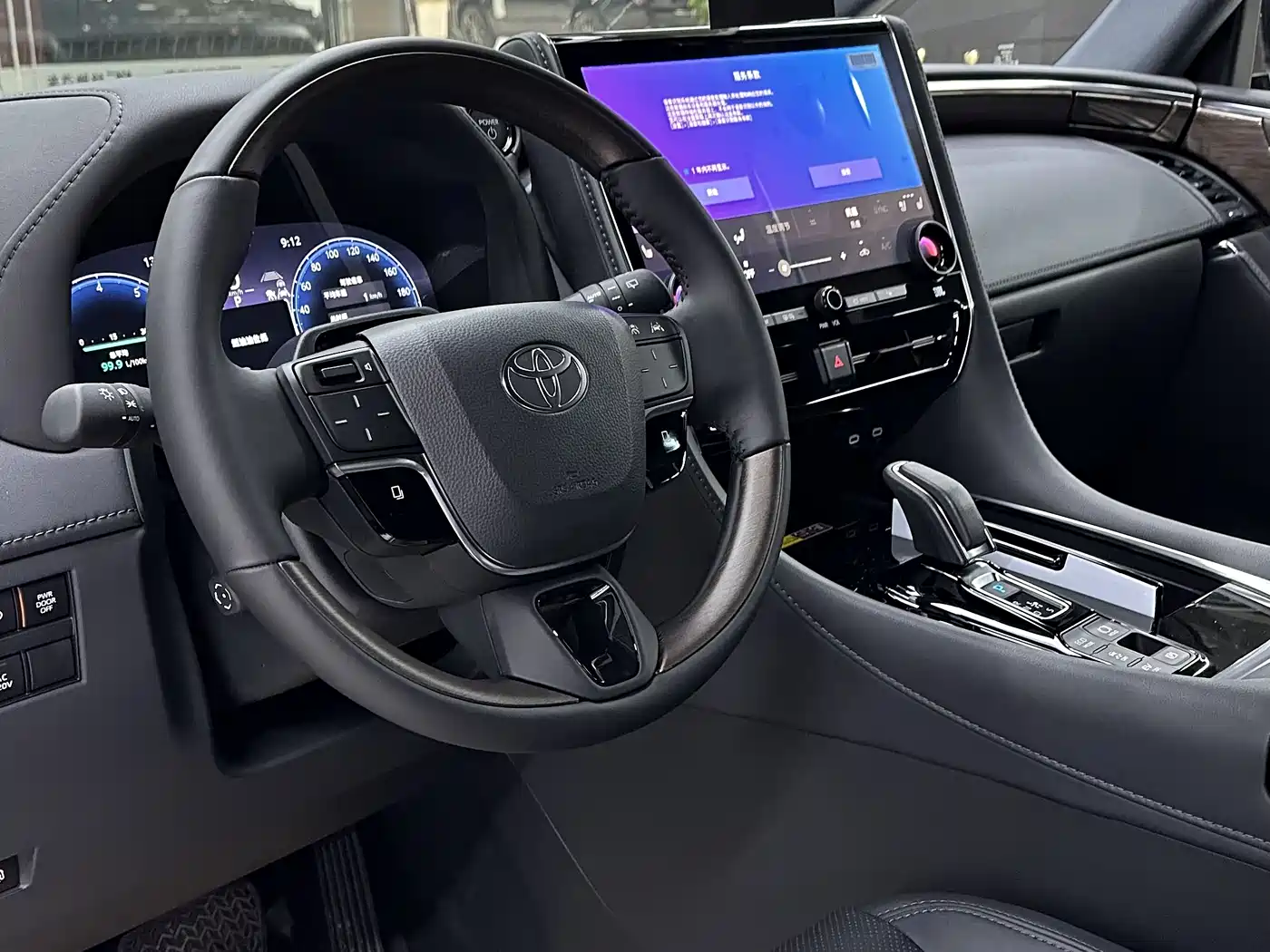 Toyota Alphard 2024 Hybrid 2.5L Ultimate Enjoyment Edition фото 7