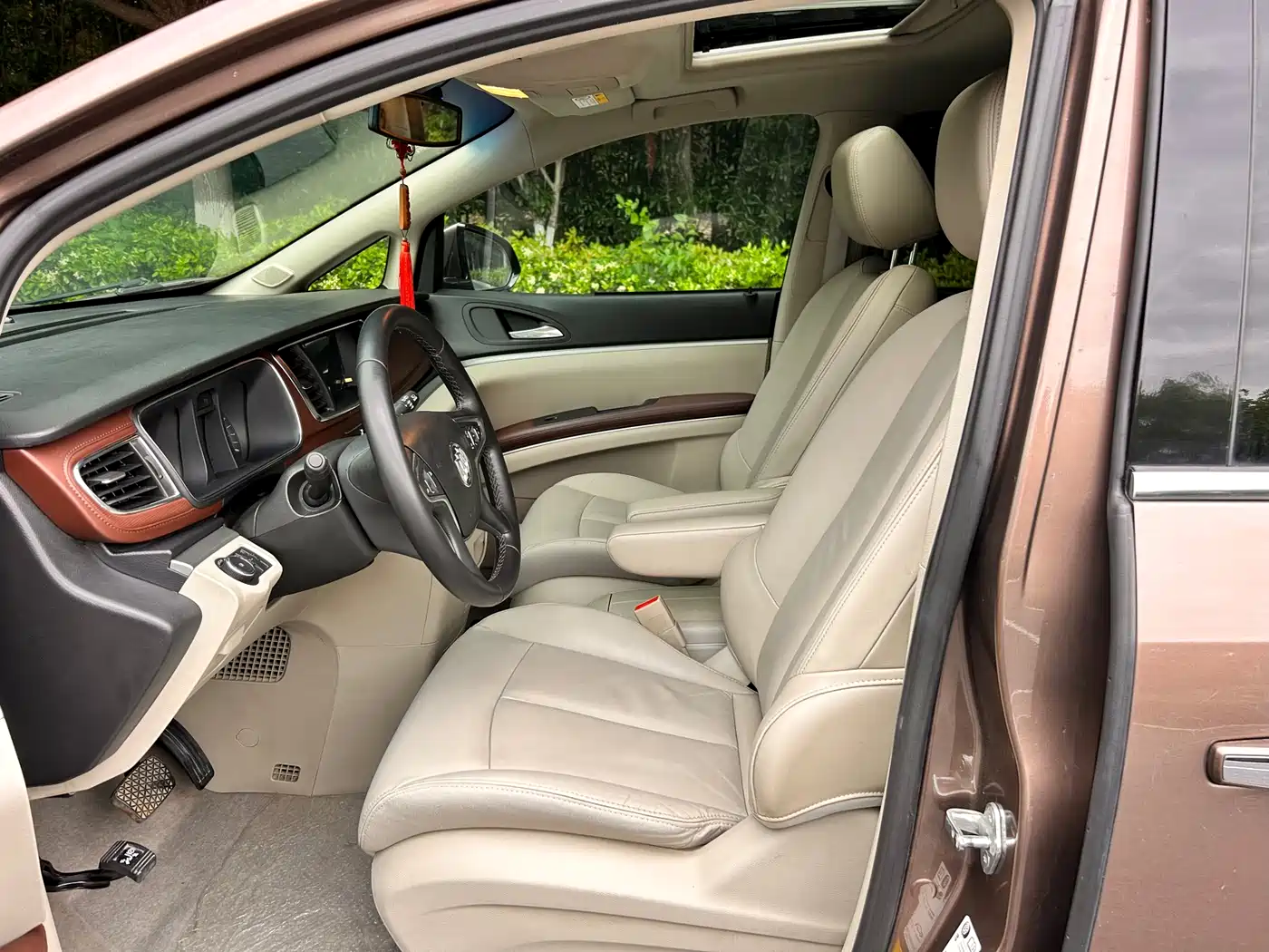 Buick GL8 2018 28T Luxury Model China VI фото 8