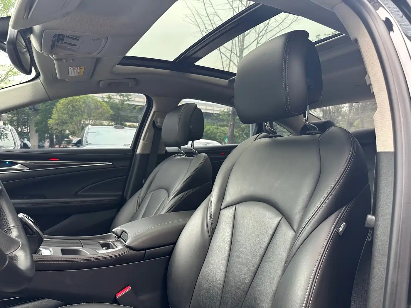 Фото 9 - Buick LaCrosse