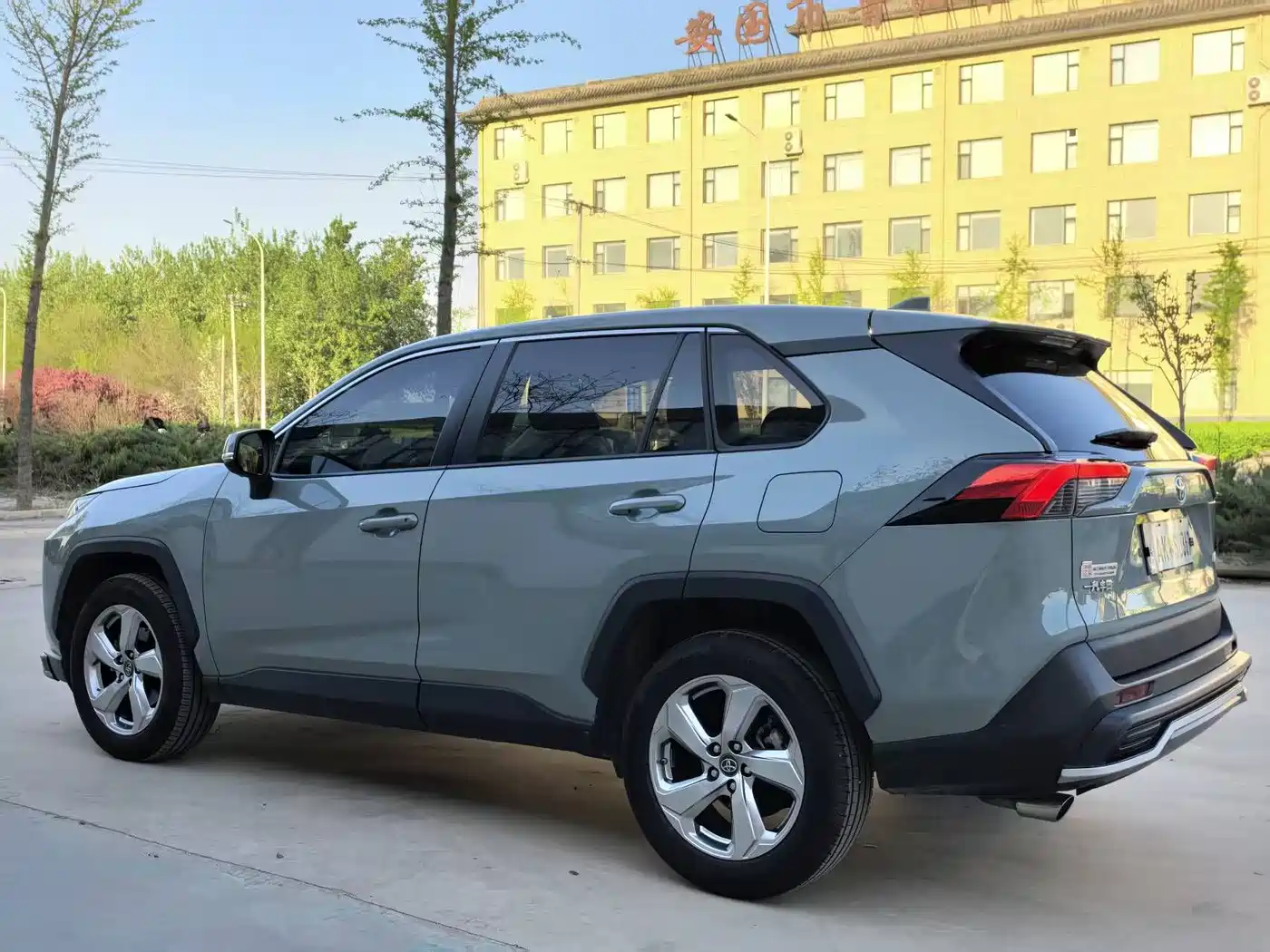 Toyota RAV4 Rongfang 2020 2.0L CVT 2WD Trend Edition фото 5