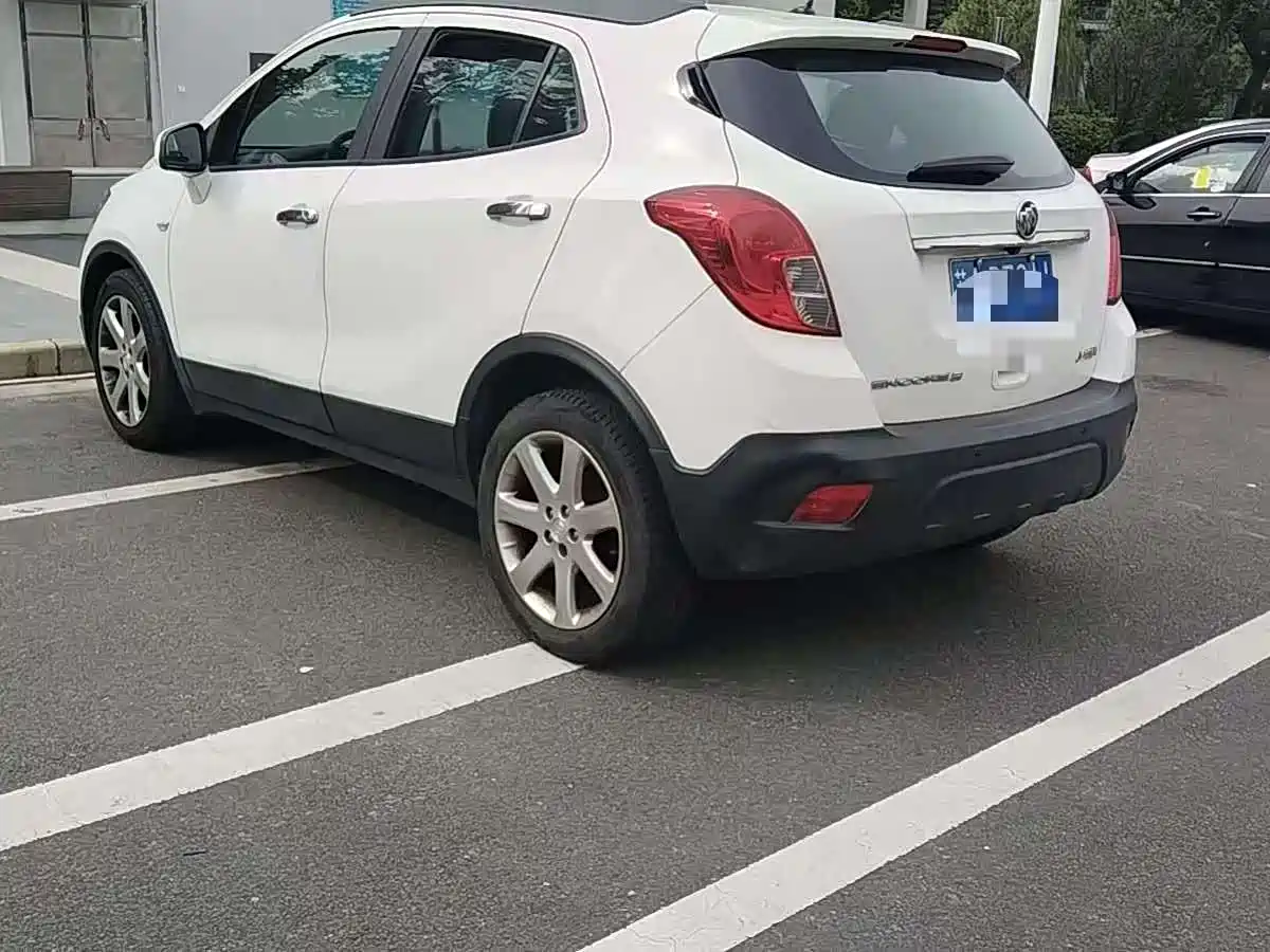Buick Encore 2015 1.4T Automatic 2WD Urban Elite фото 2