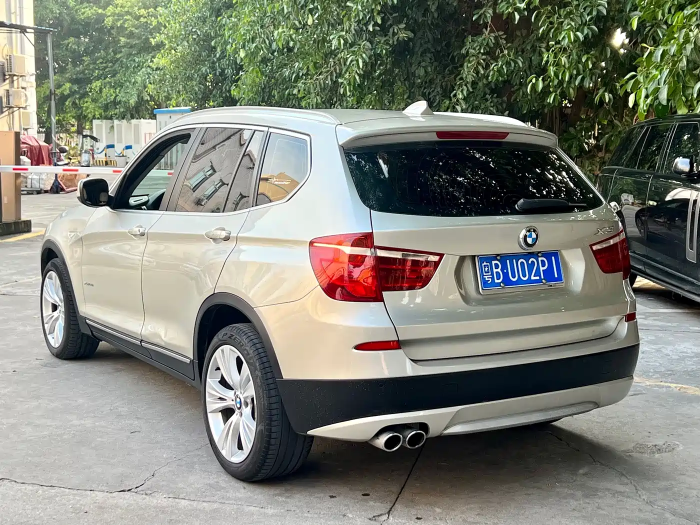 BMW X3 (Import) 2011 xDrive35i Luxury фото 3