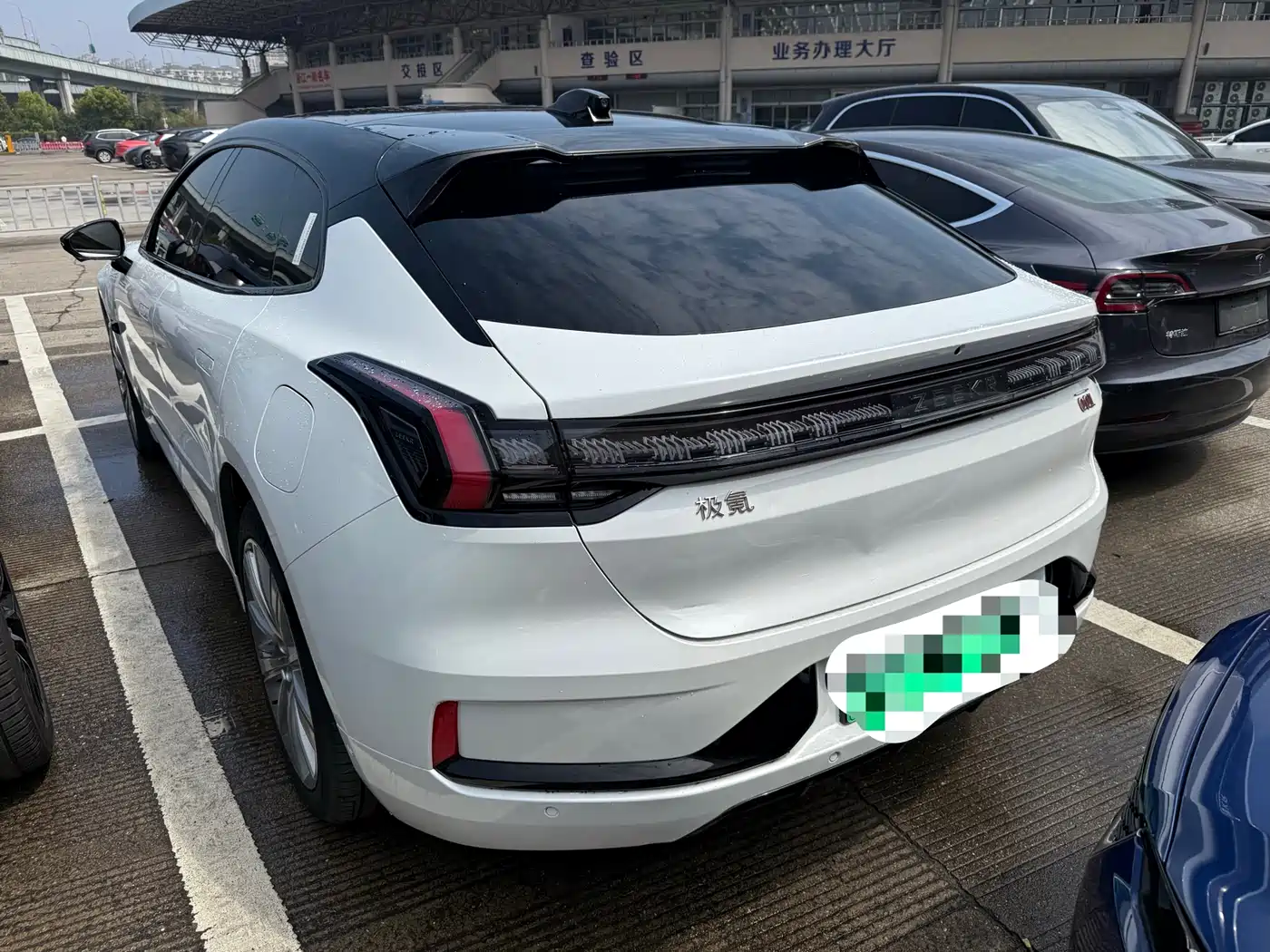 ZEEKR EXTREME KRYPTON 001