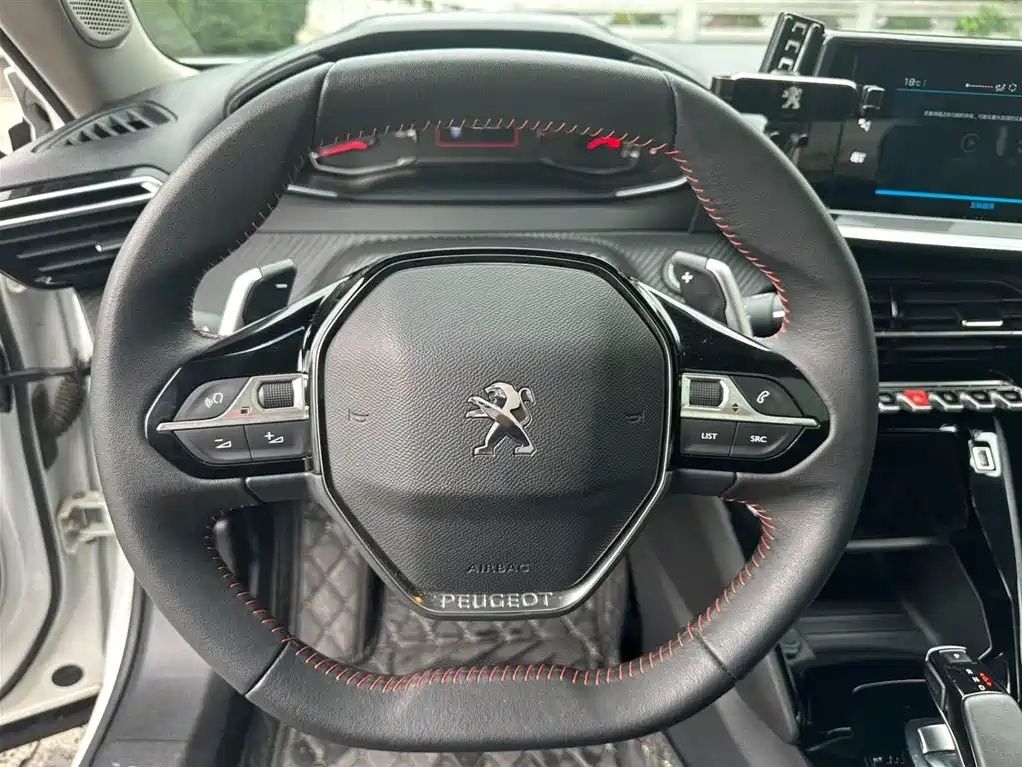 Peugeot 2008 2022 230THP THE ONE фото 15