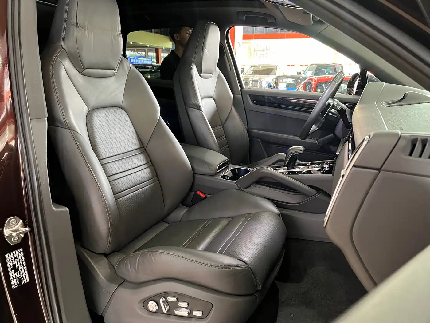 Porsche Cayenne 2018 Cayenne 3.0T фото 16
