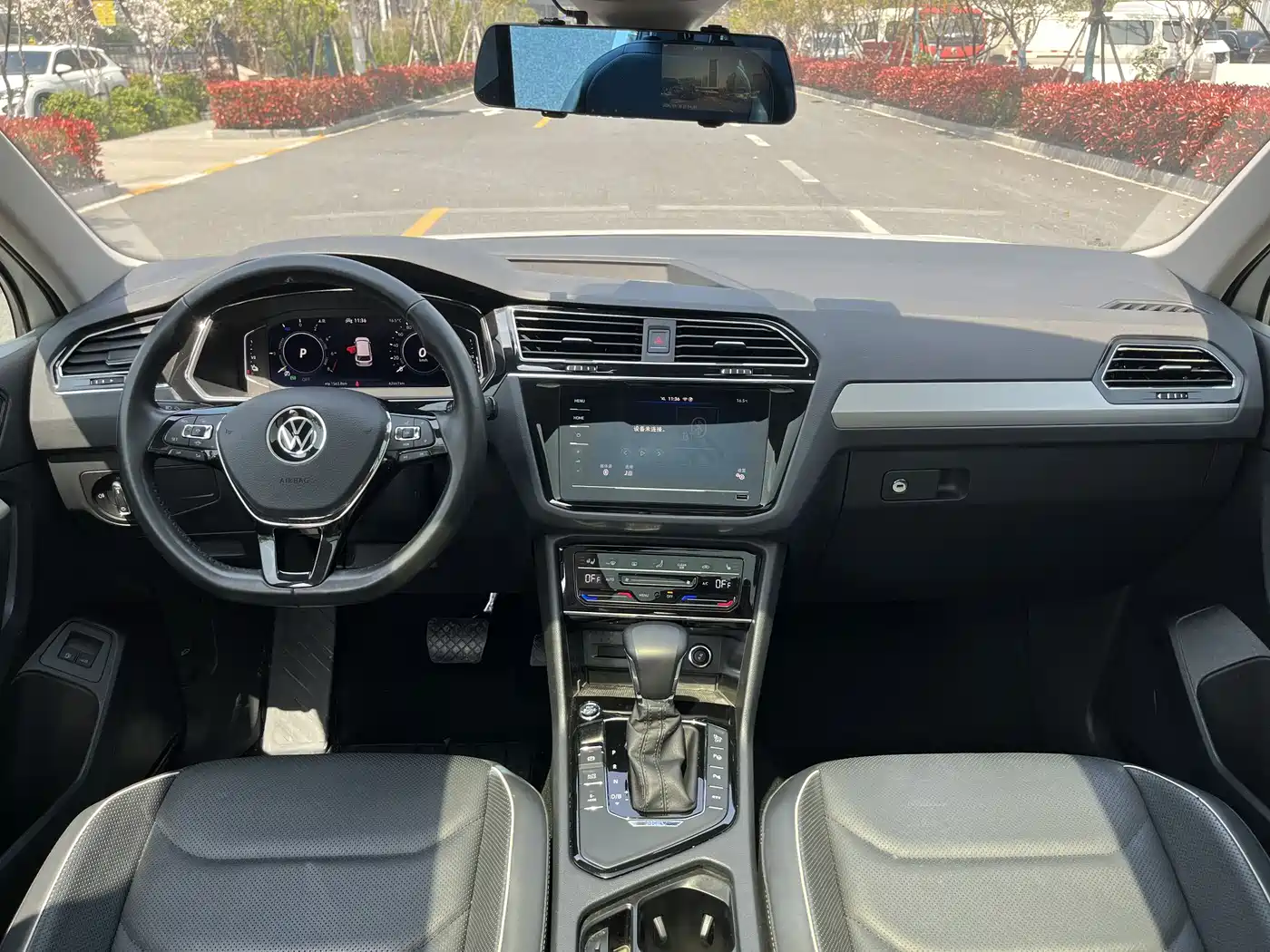 VOLKSWAGEN TIGUAN L NEW ENERGY