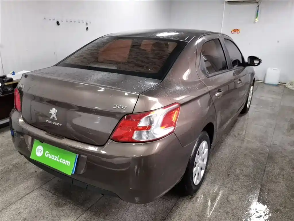 Peugeot 301 2016 1.6L Auto Comfort Edition фото 7