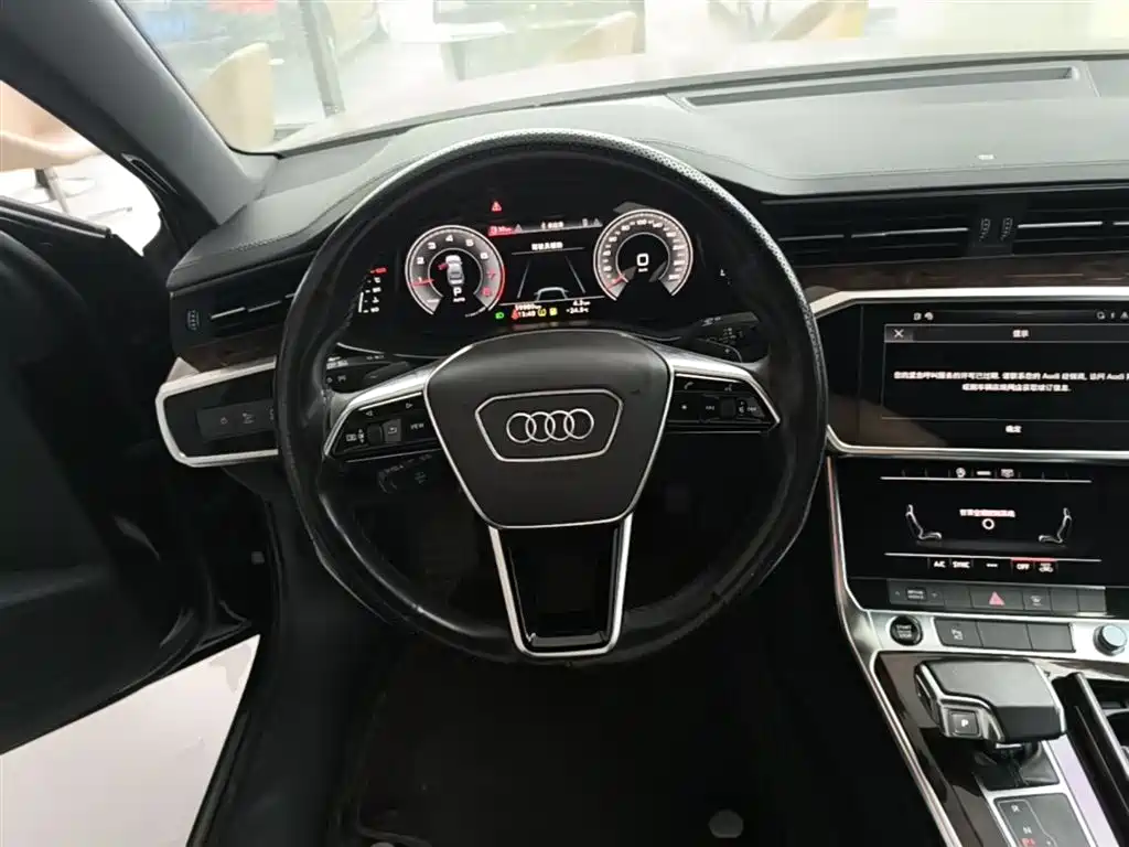 Audi A6L 2021 45 TFSI Exclusive Sport фото 11
