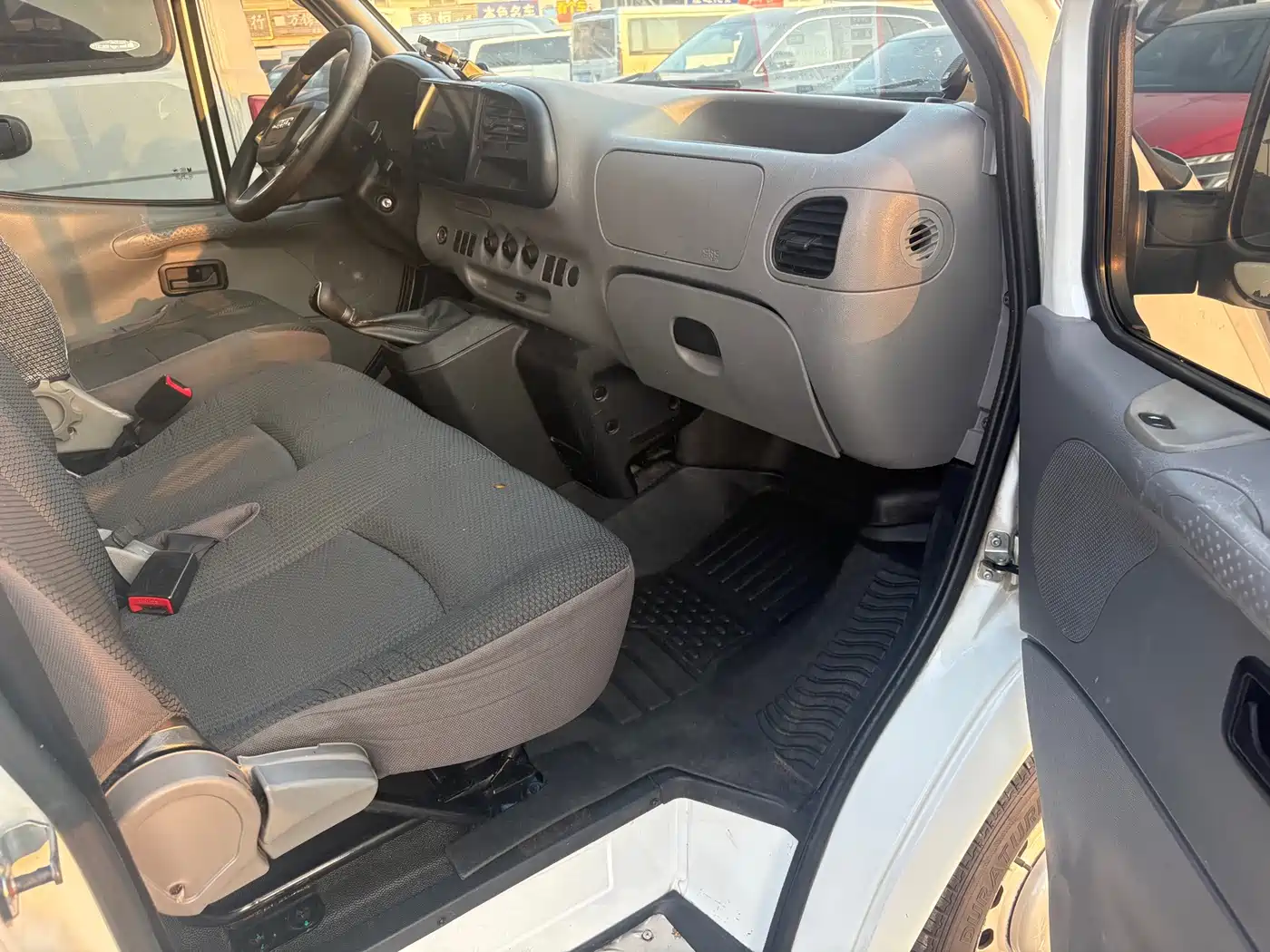 Jiangling Tesun 2021 2019 2.8T Commercial Short Wheelbase Medium Roof 6-Seater China VI JX493