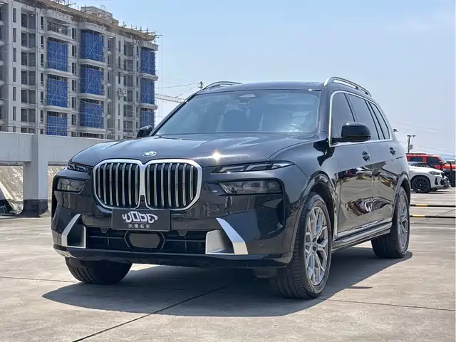 BMW X7 xDrive40i, Лидер, пакет Люкс